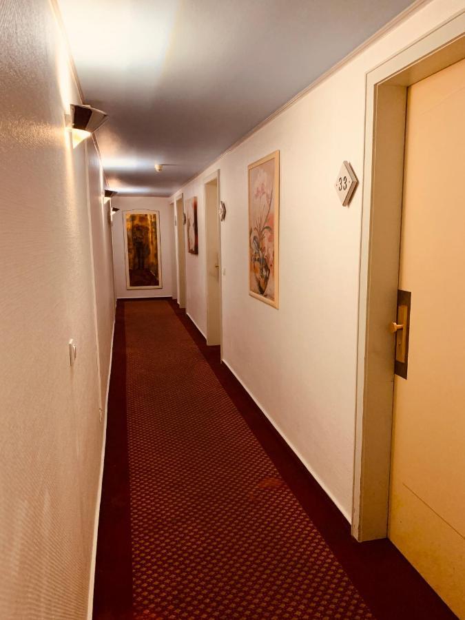Hotel Kunibert Der Fiese Cologne Exterior photo