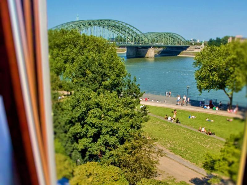 Hotel Kunibert Der Fiese Cologne Exterior photo